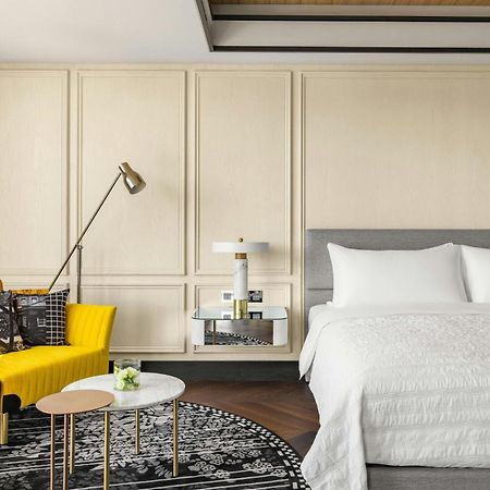 Le Meridien Тайчжун Екстер'єр фото A guest room at the hotel