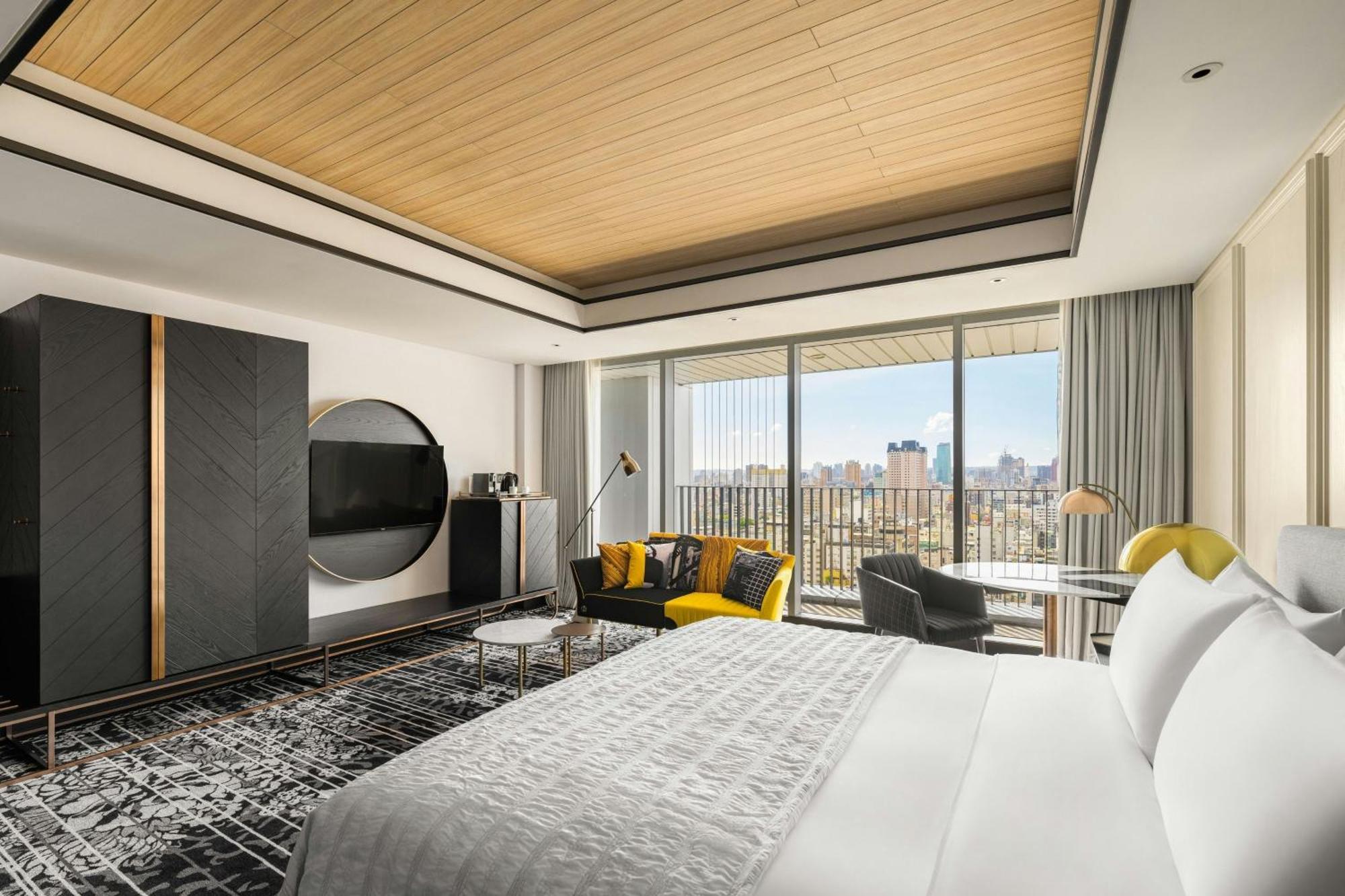 Le Meridien Тайчжун Екстер'єр фото A guest room at the Westin Tokyo
