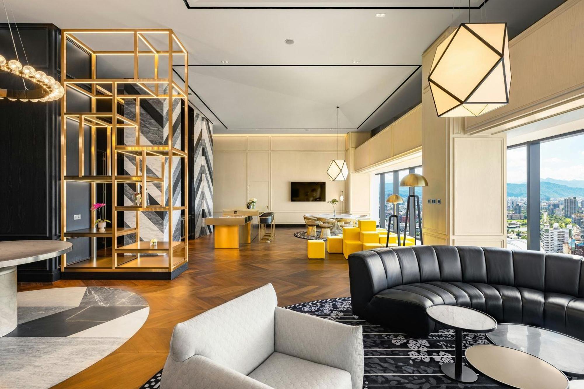 Le Meridien Тайчжун Екстер'єр фото The Club at The Westin Nanjing