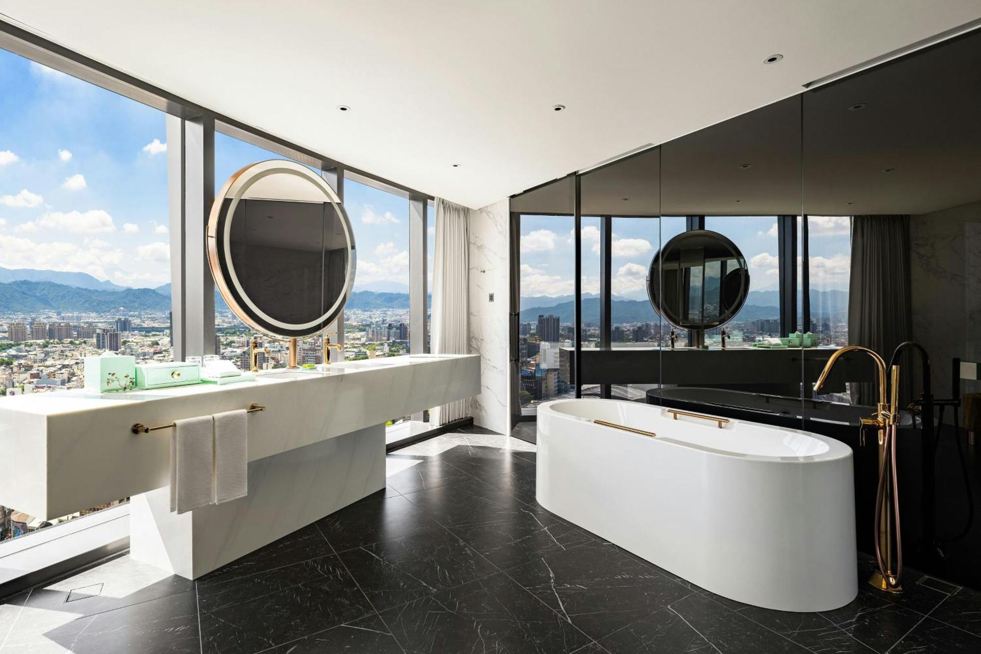 Le Meridien Тайчжун Екстер'єр фото Bathroom