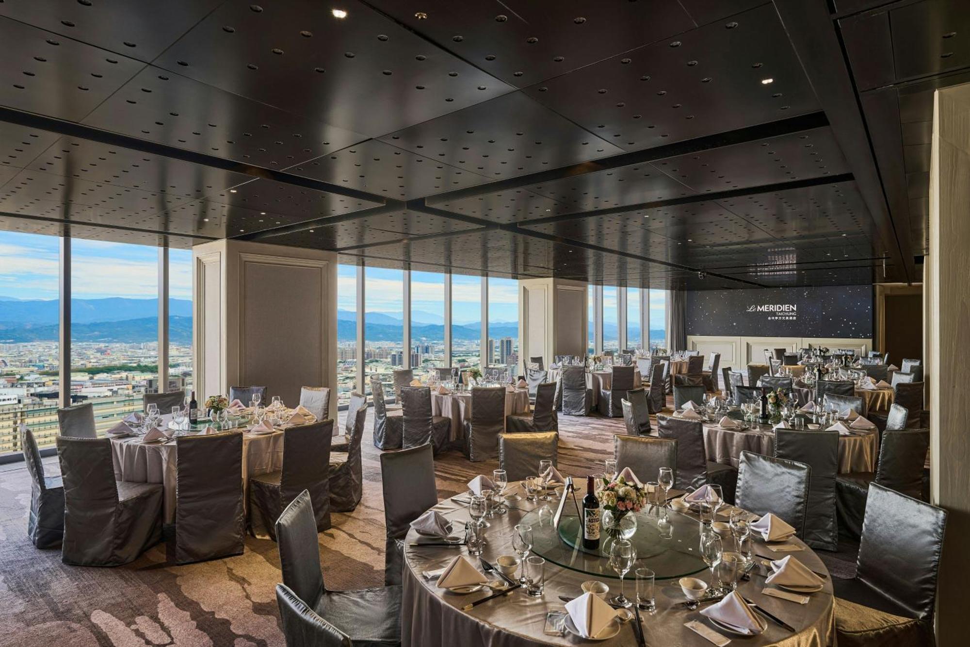 Le Meridien Тайчжун Екстер'єр фото The 39th floor of the hotel